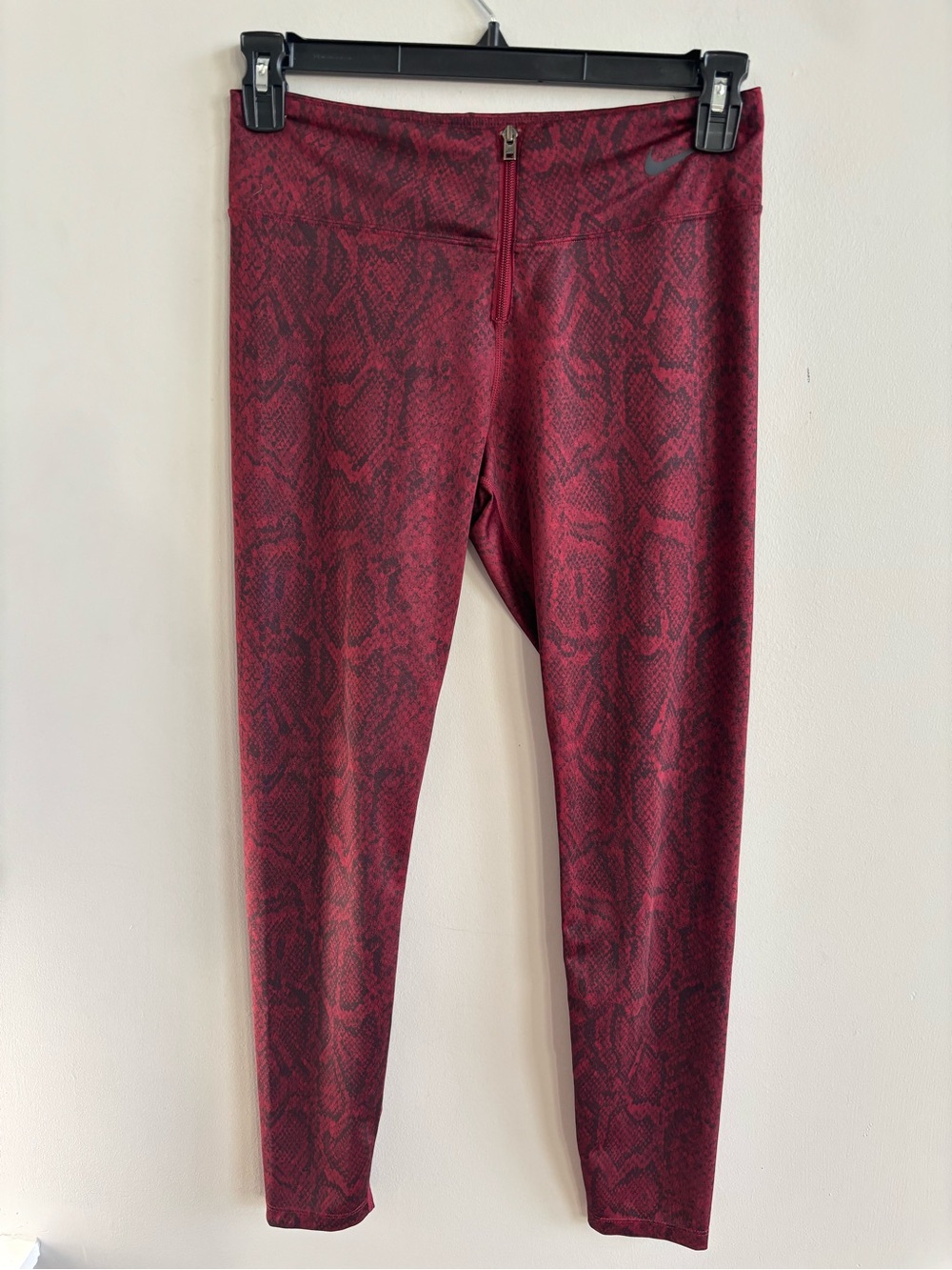 Nike Sportswear Python Snake Print Zipper Waistband Leggings Team Red Black M